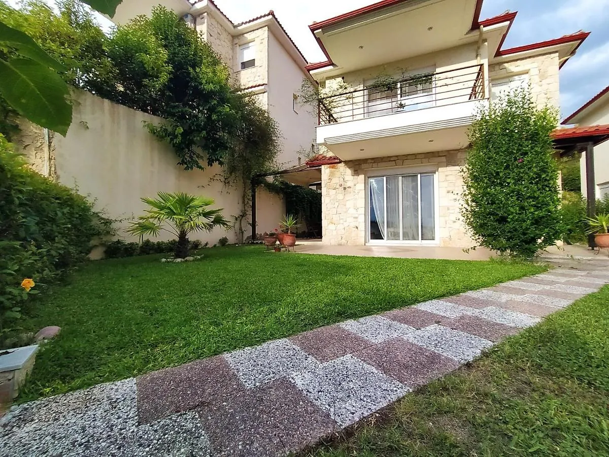 Detached House In A Quiet Place Villa Hanioti 0*,