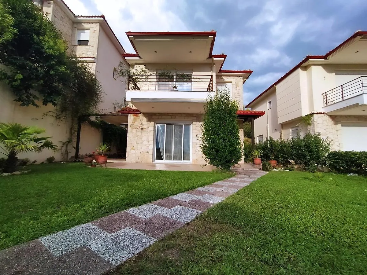 Detached House In A Quiet Place Villa Hanioti Holiday home