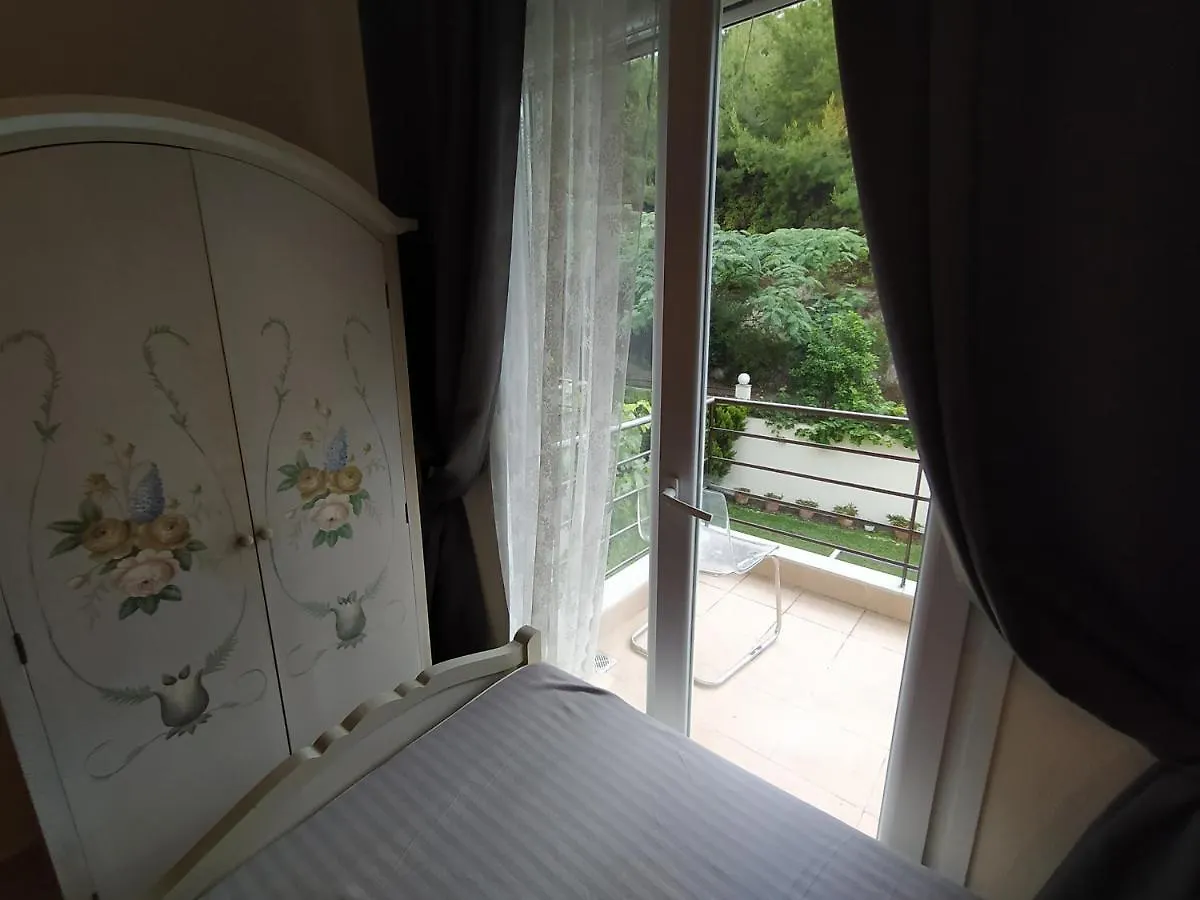Detached House In A Quiet Place Villa Hanioti