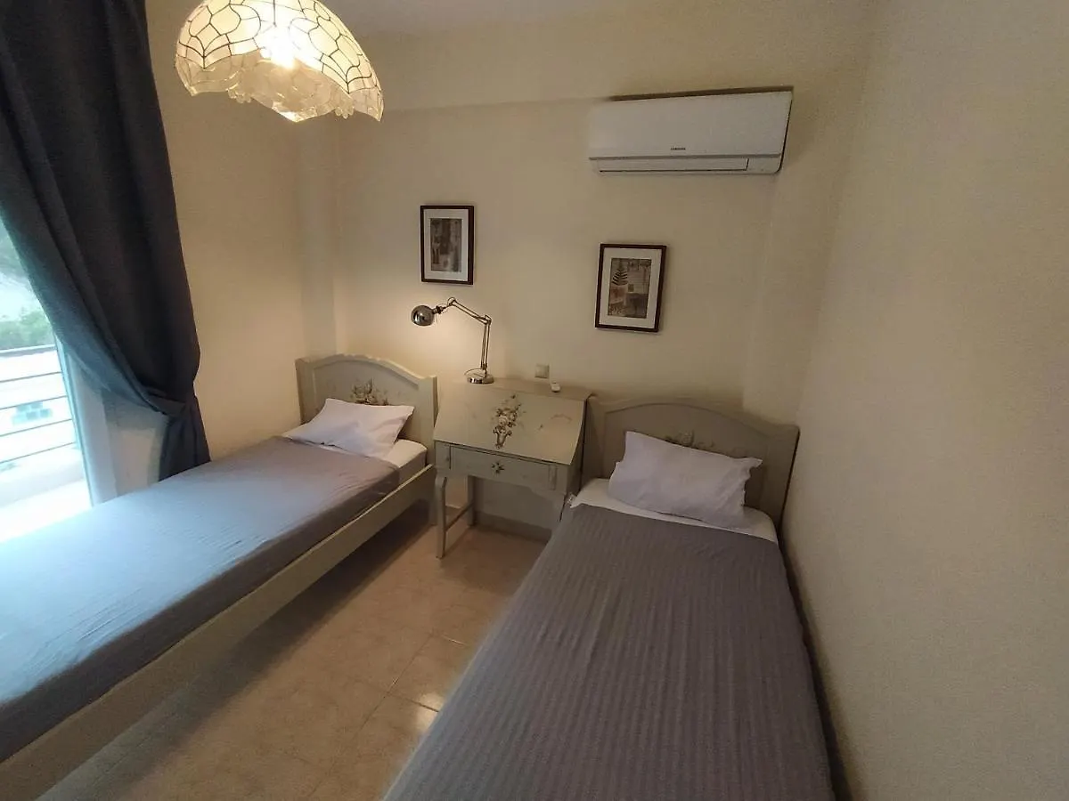 Detached House In A Quiet Place Villa Hanioti 0*,
